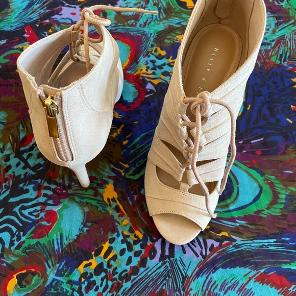 New! Kelly & Katie Heels - Picture 2 of 4